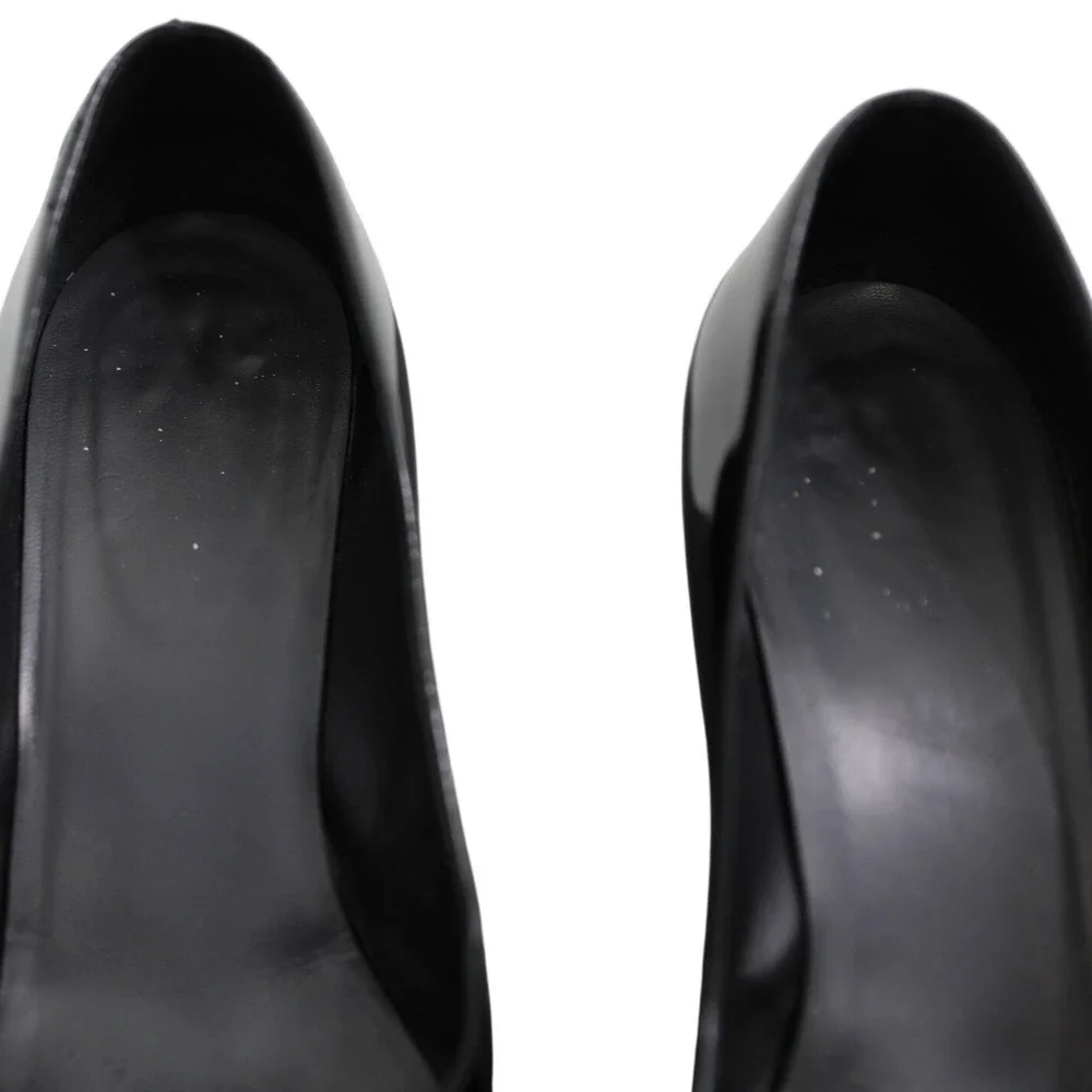 CHANEL patent leather